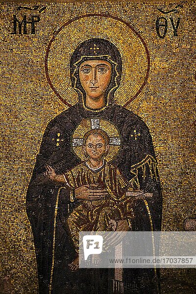 Byzantinisches Mosaik von Maria mit dem Jesuskind  Hagia Sophia (Aya Sofya)  Istanbul  Türkei