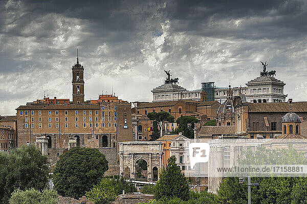 Italy  Rome  capital city cityscape  view from the Roman Forum