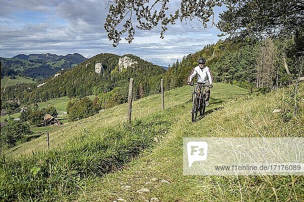 Mountain biker  Chilchzimmersattel  First Jura chain  Basel-Landschaft  Switzerland  Europe