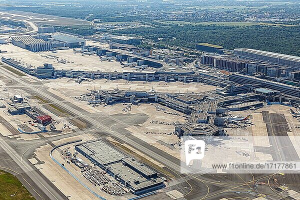 Luftbild Terminal 1 Flughafen Frankfurt FRA in Frankfurt  Deutschland  Europa