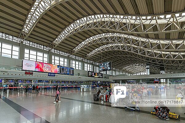 Terminal 1 des Chengdu Shuangliu International Airport Chengdu  China  Asien