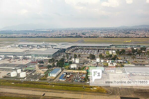 Übersicht Flughafen Bogota  Kolumbien  Südamerika