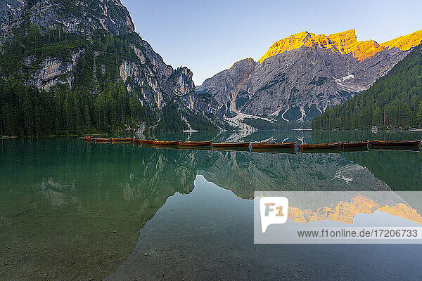 Beautiful view of Croda del Becco mountain by Pragser Wildsee lake at Dolomites  Alto Adige  Italy