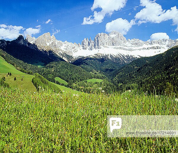 Landschaft  Italien  Europa Südtirol Dolomiten Rosengarten Berge Felsen | Landscape  Italy  Europe  South Tyrol  Dolomites  sunset  mountains  rock  Catinaccio