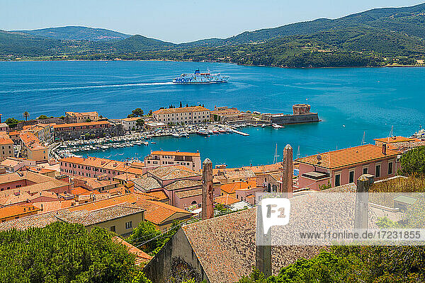 Blick über Portoferraio  Insel Elba  Italien