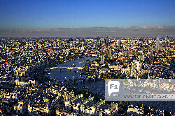 UK  London  Southbank  Luftaufnahme von London und der Themse