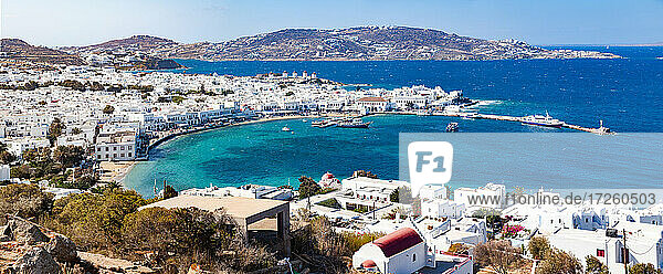 Blick über Mykonos Stadt  Insel Mykonos  Kykladen  Ägäisches Meer  Griechische Inseln  Griechenland  Europa