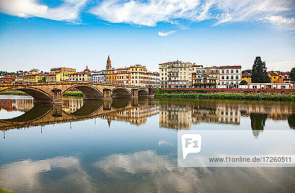 Bridge reflected in the River Arno  Florence  Tuscany  Italy  Europe