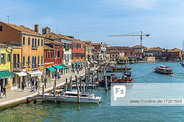 Colorful houses and boats on a canal of Murano  Murano Island  Venice  Veneto  Italy  Europe