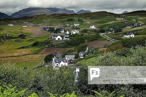 Halbinsel Sleat  Landschaft  Cottages  Häuser  Tokovaig  Isle of Skye  Skye  Innere Hebriden  Hebriden  Highlands  Hochland  Schottland  Großbritannien  Europa