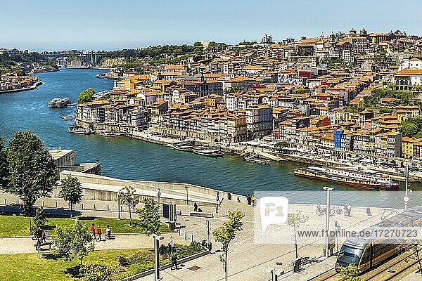 Cityscape of Porto and Vila Nova de Gaia with Douro River between  Portugal  Europe