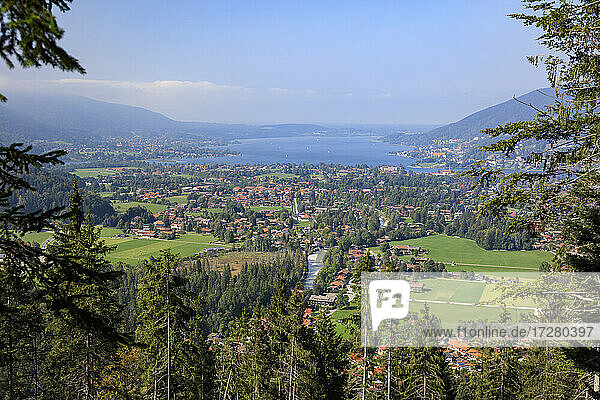 Germany  Bavaria  Rottach-Egern  Town on shore of Lake Tegernsee in spring