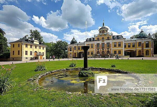 Kavaliershäuser und Schloss  Schlossanlage Belvedere  Weimar  Thüringen  Deutschland  Europa