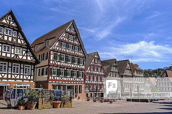 Historische Fachwerkhäuser am Marktplatz  Calw  Nagoldtal  Schwarzwald  Baden-Württemberg  Deutschland  Europa