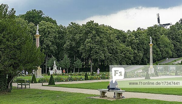 Der Schlosspark von Sanssouci in Potsdam  Potsdam  Brandenburg  Deutschland  Europa