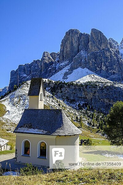 Kapelle Hl. Mauritius  am Grödner Joch  Passo Gardena  Val Gardena  Dolomiten  Südtirol  Trentino  Italien  Europa
