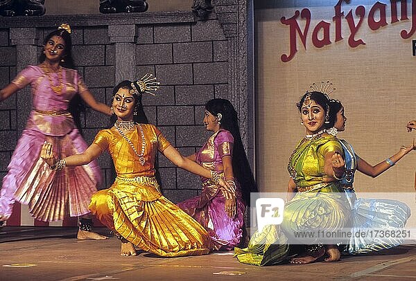 Bharatnatyam Dance Drama  Classical dance in Nataraja Temple at Perur in Coimbatore  Tamil Nadu  India  Asia