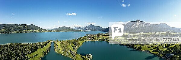 Drohnenaufnahme  Panoramablick zum Golfclub am Mondsee  Mondsee  Mondseeland  Salzkammergut  Oberösterreich  Österreich  Europa
