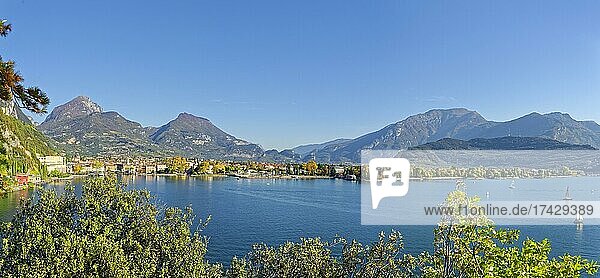 Northern shore of Lake Garda  Riva del Garda  Lake Garda North  Trento  Trentino-Alto Adige  Italy  Europe