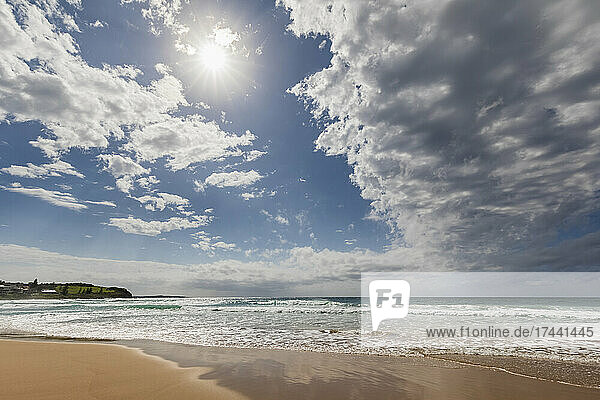 Sun shining over Jones Beach in summer  Australia