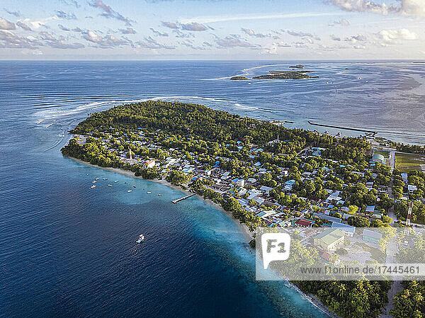 Maldives  Meemu Atoll  Mulah  Aerial view of inhabited island in Indian Ocean