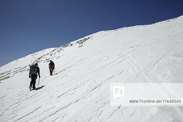 Climbers approach the summit of Mt Washington  New Hampshire.