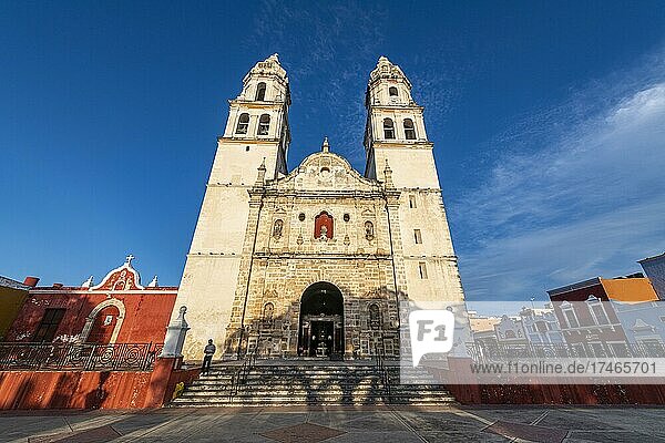 Kathedrale Unserer Lieben Frau von der Unbefleckten Empfängnis  Unesco-Weltkulturerbe  historische Festungsstadt Campeche  Campeche  Mexiko  Mittelamerika