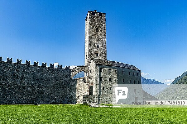 Castelgrande  Unesco-Stätte Drei Schlösser von Bellinzona  Tessin  Schweiz  Europa