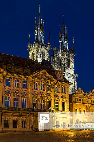 Illuminated Church of Our Lady before Tyn at dusk  UNESCO World Heritage Site  Prague  Czech Republic (Czechia)  Europe