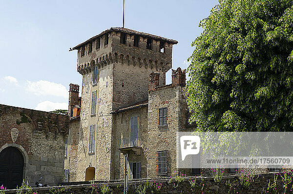 Italien. Lombardei. Somma Lombardo  Visconti Schloss von S. Vito.