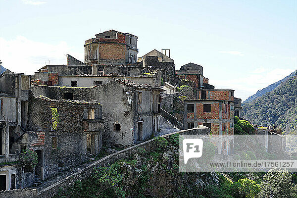 Italien  Kalabrien  Roghudi Vecchio  verlassenes Dorf