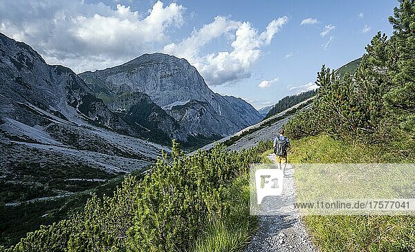 Hikers on the way to the Lamsenspitze  Tyrol  Austria  Europe