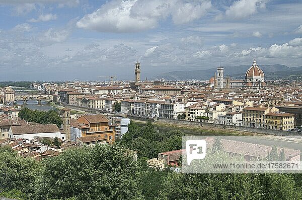 Blick auf Florenz  Toskana  Italien  Europa