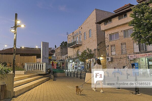 Passantin  Platz  Altstadt  Safed  Israel  Asien
