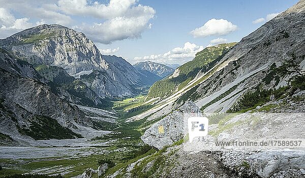Hikers on the hiking trail in the Grammaital  mountain valley  Karwendel Mountains  Tyrol  Austria  Europe