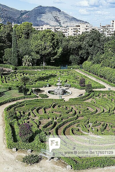 Park der Palazzina Cinese  Park La Favorita  Barockgarten der Villa Cinese  Palermo  Sizilien  Italien  Europa