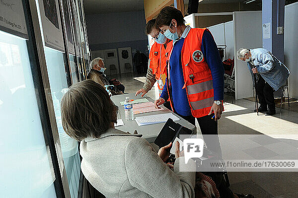 Monitoring of people after injection of a vaccine against Covid-19 in a vaccination center. French Red Cross volunteers in charge of monitoring people for a period of 15 minutes. In Abbeville (80).