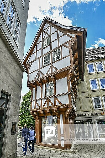 Half-timbered house Umgestülpter Zuckerhut  Andreasplatz  Hildesheim  Lower Saxony  Germany  Europe