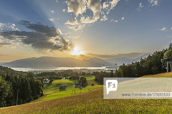 Germany  Bavaria  Bad Wiessee  Sunrise over Tegernsee lake seen from nearby hill