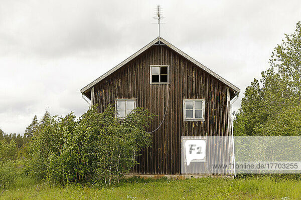 Abandoned wooden house in Narke  Sweden