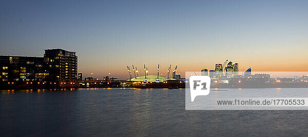 Großbritannien  England  London  Canary Wharf Isle Of Dogs Docklands Albert Docks.