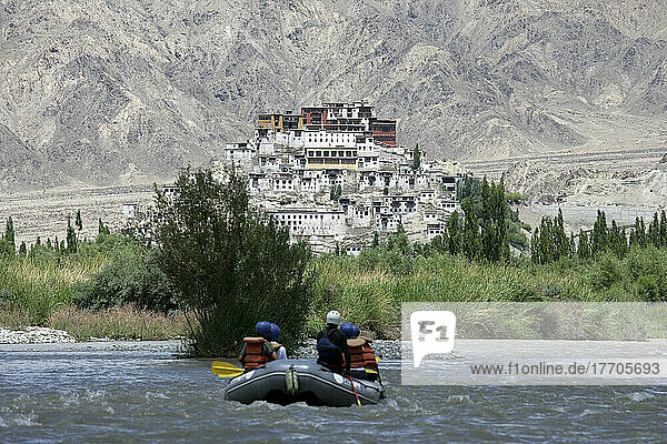 Rafting auf dem Indus  Indus-Tal; Ladakh  Indien
