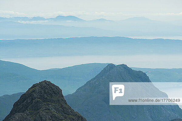 Blick von der Cuillin of Skye in Richtung Festland; Isle of Skye  Schottland