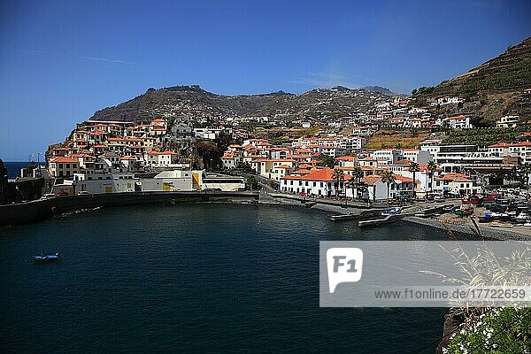 Camara de Lobos  am Hafen  Fischerort  Fischerdorf  Madeira  Portugal  Europa