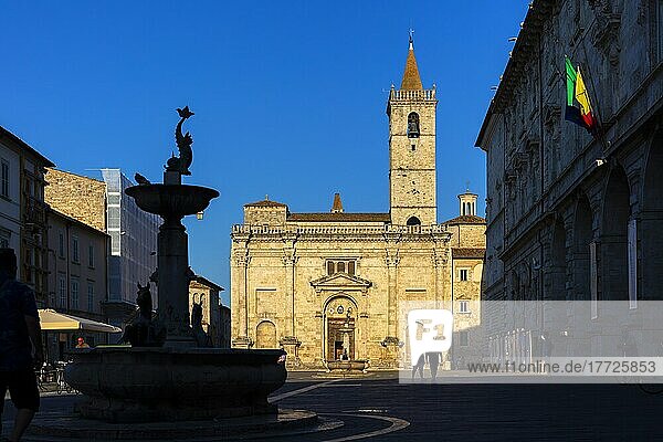 Cathedral (Church of Sant'Emidio)  Piazza Arringo  Ascoli Piceno  Marche  Italy  Europe
