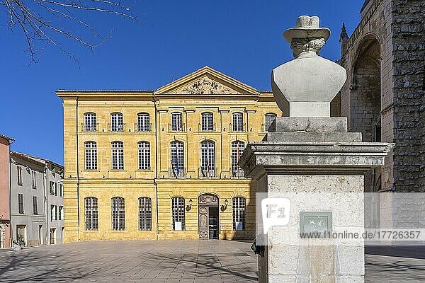 City Hall  Saint-Maximin-la-Sainte-Baume  Provence-Alpes-Cote d'Azur  France  Europe