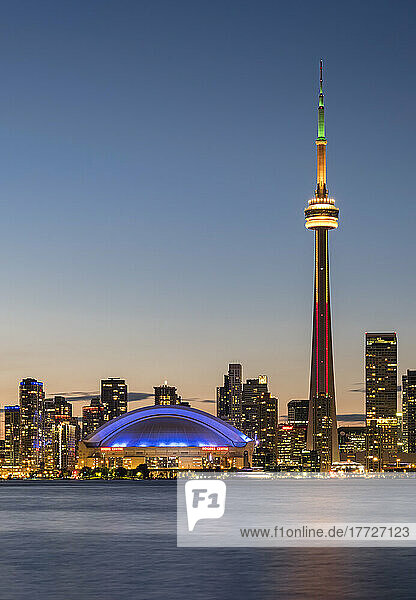 Toronto skyline featuring the CN Tower at night  from Toronto Island  Toronto  Ontario  Canada  North America