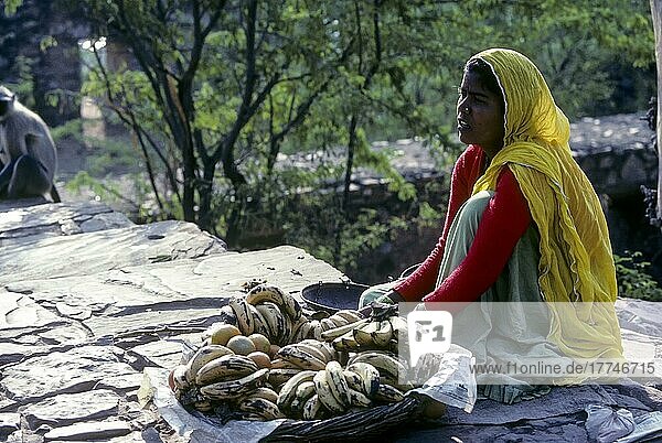A girl selling banana's in Jaipur  Rajasthan  India  Asia