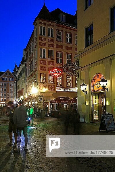 Hard Rock Cafe  Blue Hour  Munich  Upper Bavaria  Bavaria  Germany  Europe