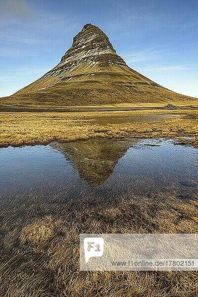 Mount Kirkjufell  Grundarfjördur  Snæfellsnes Peninsula  Vesturland  Iceland  Europe
